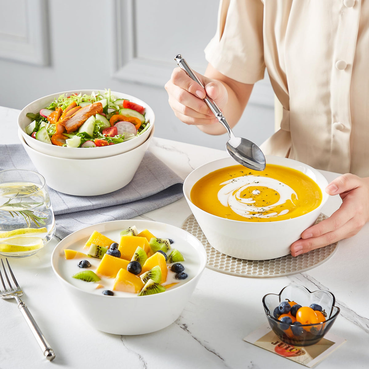 White 35 OZ Soup Bowls Set of 4 Y370314
