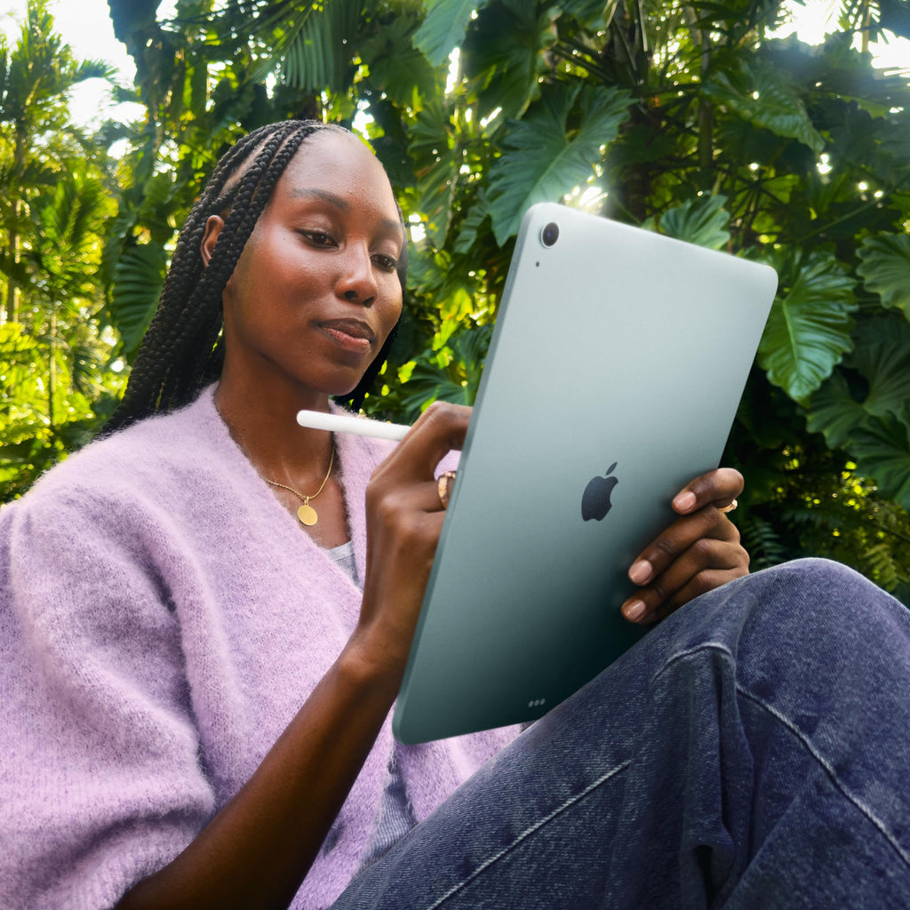 11-inch Wi-Fi 128GB Space Gray iPad Air A939576